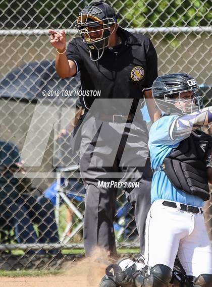 Thumbnail 1 in Gabrielino @ Arroyo photogallery.