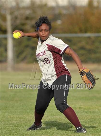 Thumbnail 2 in Dixon @ Natomas photogallery.