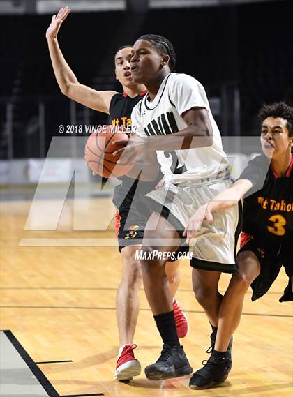 Thumbnail 2 in Mount Tahoma vs. Auburn photogallery.