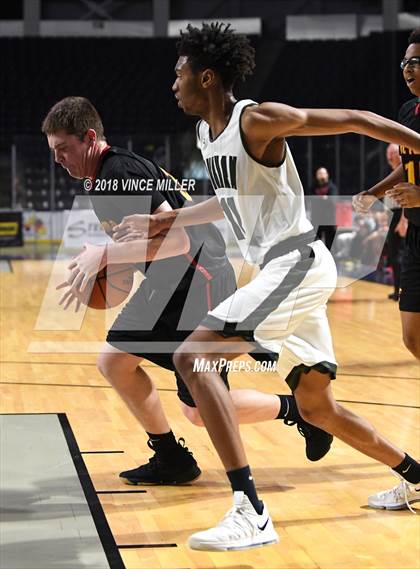 Thumbnail 2 in Mount Tahoma vs. Auburn photogallery.