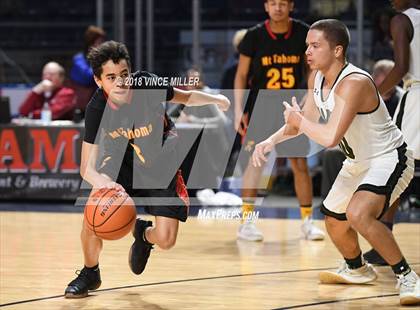 Thumbnail 3 in Mount Tahoma vs. Auburn photogallery.