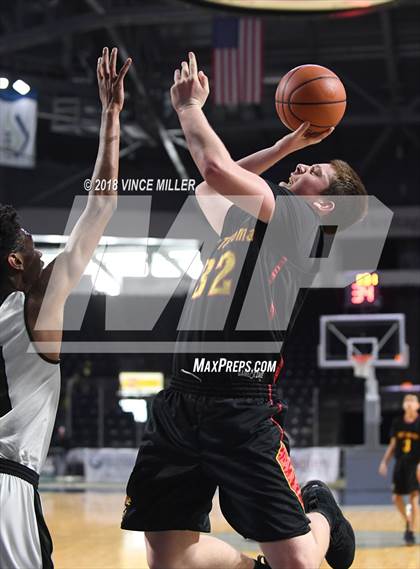 Thumbnail 3 in Mount Tahoma vs. Auburn photogallery.