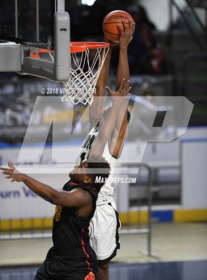 Thumbnail 2 in Mount Tahoma vs. Auburn photogallery.