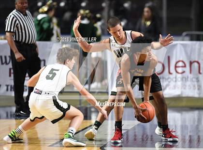 Thumbnail 2 in Mount Tahoma vs. Auburn photogallery.