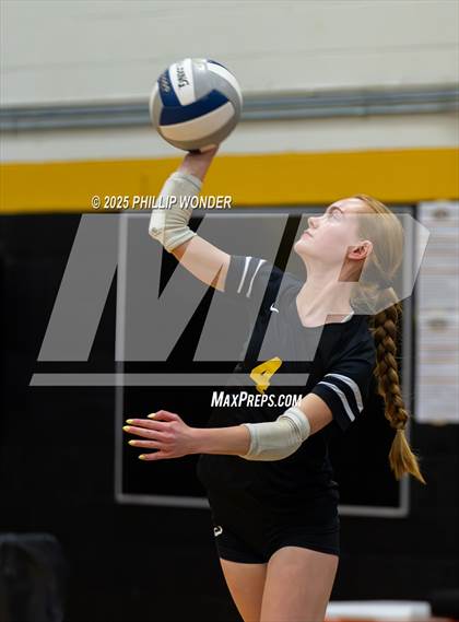 Thumbnail 2 in JV: Lincoln Southwest @ Fremont photogallery.