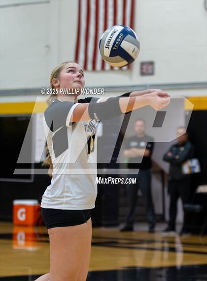 Thumbnail 3 in JV: Lincoln Southwest @ Fremont photogallery.