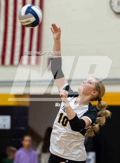 Thumbnail 3 in JV: Lincoln Southwest @ Fremont photogallery.