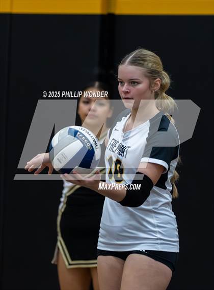 Thumbnail 2 in JV: Lincoln Southwest @ Fremont photogallery.