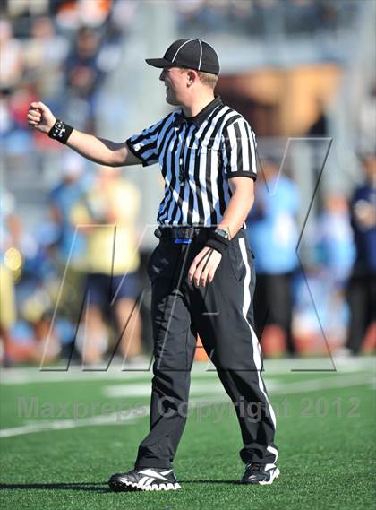 Thumbnail 3 in Oak Ridge @ Burbank (CIF SJS Playoffs) photogallery.