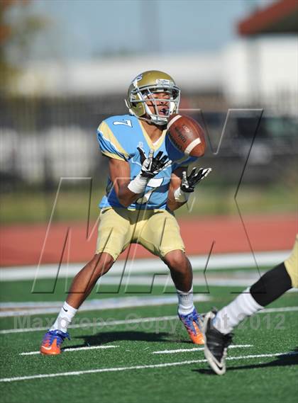 Thumbnail 3 in Oak Ridge @ Burbank (CIF SJS Playoffs) photogallery.