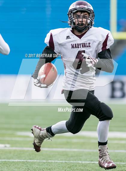 Thumbnail 3 in Maryvale vs. Cheektowaga (Section 6 Class A Final) photogallery.