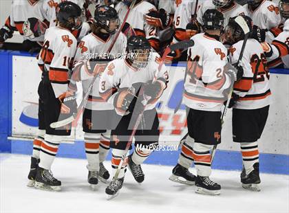 Thumbnail 3 in Guilford vs. Watertown/Pomperaug (CIAC DII Final) photogallery.