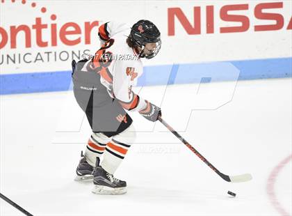 Thumbnail 2 in Guilford vs. Watertown/Pomperaug (CIAC DII Final) photogallery.
