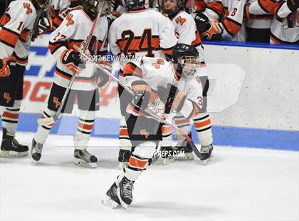 Thumbnail 1 in Guilford vs. Watertown/Pomperaug (CIAC DII Final) photogallery.