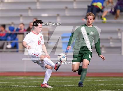 Thumbnail 2 in St. Ignatius vs. Sacred Heart Cathedral Prep photogallery.