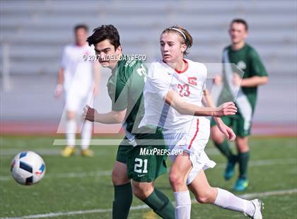 Thumbnail 2 in St. Ignatius vs. Sacred Heart Cathedral Prep photogallery.