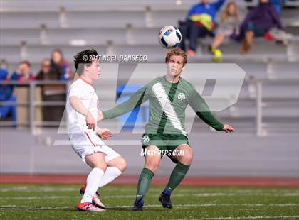 Thumbnail 3 in St. Ignatius vs. Sacred Heart Cathedral Prep photogallery.