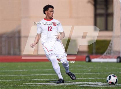 Thumbnail 1 in St. Ignatius vs. Sacred Heart Cathedral Prep photogallery.