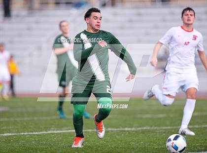 Thumbnail 2 in St. Ignatius vs. Sacred Heart Cathedral Prep photogallery.