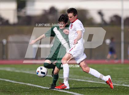 Thumbnail 2 in St. Ignatius vs. Sacred Heart Cathedral Prep photogallery.