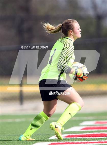 Thumbnail 1 in Hendrickson vs. Carroll (Georgetown Governor's Cup Elite Showcase) photogallery.