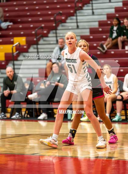 Thumbnail 1 in Fossil Ridge vs. Columbine photogallery.