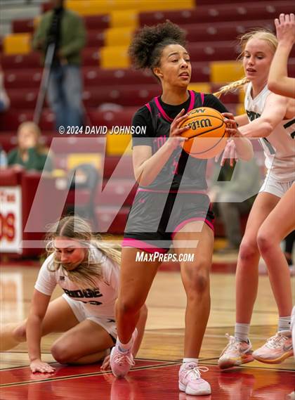 Thumbnail 2 in Fossil Ridge vs. Columbine photogallery.