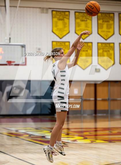 Thumbnail 1 in Fossil Ridge vs. Columbine photogallery.