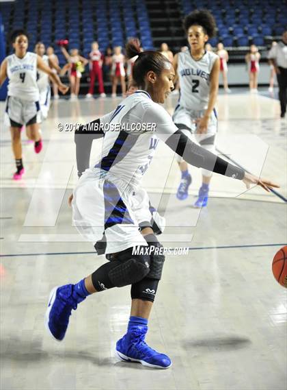 Thumbnail 3 in Cypress Woods vs. Westside (UIL 6A Bi-District Playoff) photogallery.
