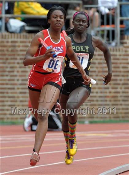 Thumbnail 2 in 117th Penn Relays (Friday's Competition) photogallery.