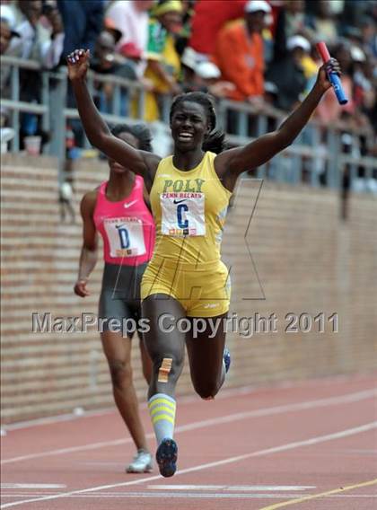 Thumbnail 1 in 117th Penn Relays (Friday's Competition) photogallery.