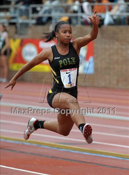 Thumbnail 1 in 117th Penn Relays (Friday's Competition) photogallery.