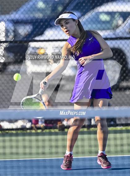 Thumbnail 3 in Mt. Vernon Invitational  photogallery.