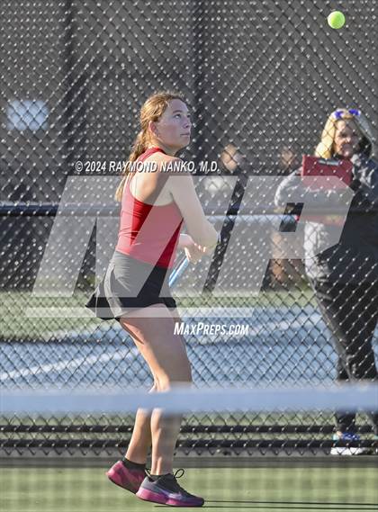 Thumbnail 2 in Mt. Vernon Invitational  photogallery.