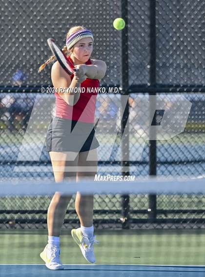 Thumbnail 1 in Mt. Vernon Invitational  photogallery.