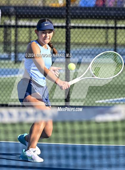 Thumbnail 3 in Mt. Vernon Invitational  photogallery.