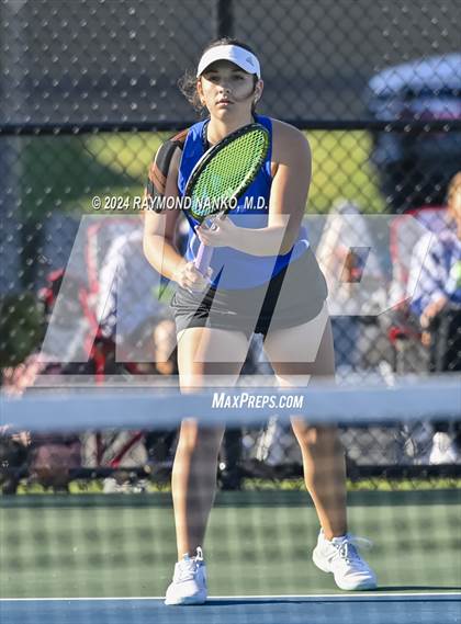 Thumbnail 3 in Mt. Vernon Invitational  photogallery.
