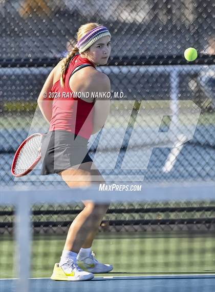 Thumbnail 2 in Mt. Vernon Invitational  photogallery.