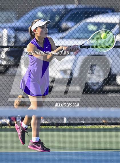 Thumbnail 2 in Mt. Vernon Invitational  photogallery.