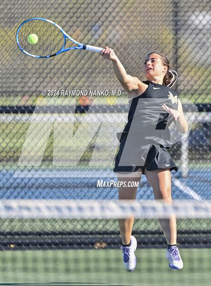 Thumbnail 3 in Mt. Vernon Invitational  photogallery.