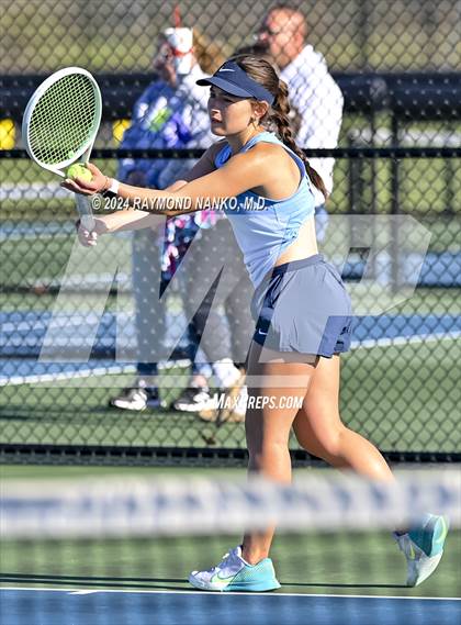 Thumbnail 1 in Mt. Vernon Invitational  photogallery.