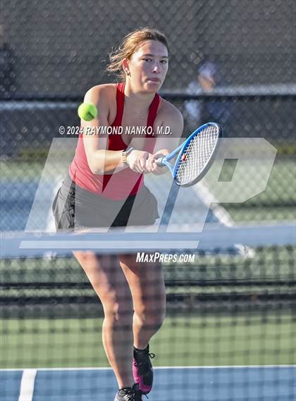 Thumbnail 2 in Mt. Vernon Invitational  photogallery.