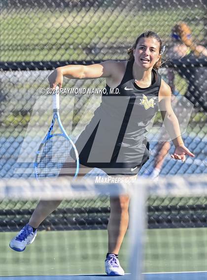 Thumbnail 1 in Mt. Vernon Invitational  photogallery.