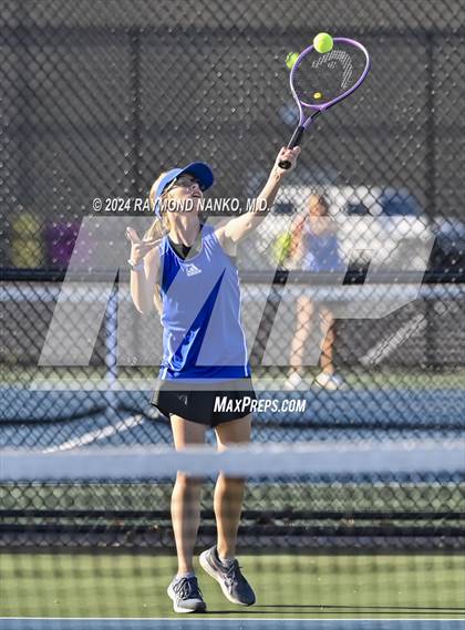 Thumbnail 3 in Mt. Vernon Invitational  photogallery.