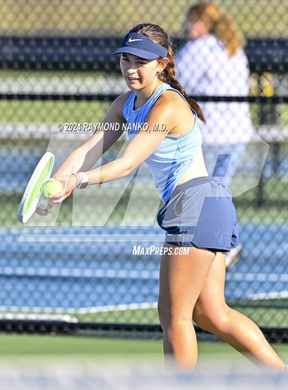 Thumbnail 2 in Mt. Vernon Invitational  photogallery.