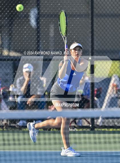Thumbnail 3 in Mt. Vernon Invitational  photogallery.