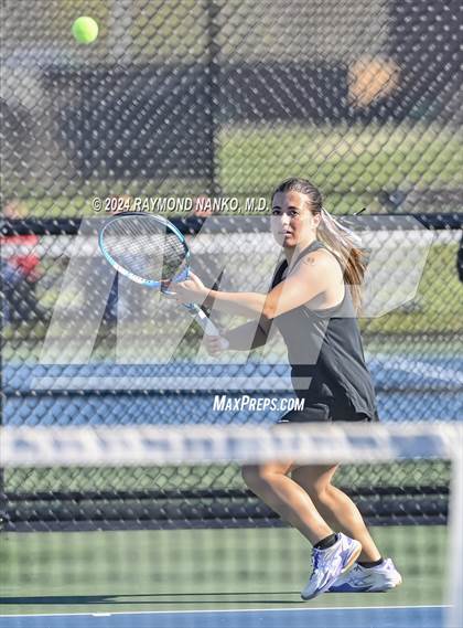 Thumbnail 2 in Mt. Vernon Invitational  photogallery.
