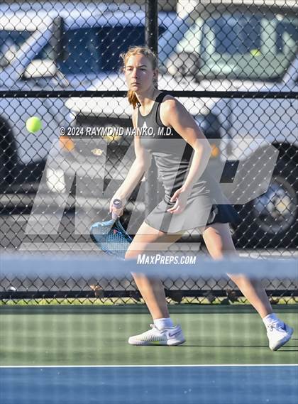 Thumbnail 2 in Mt. Vernon Invitational  photogallery.