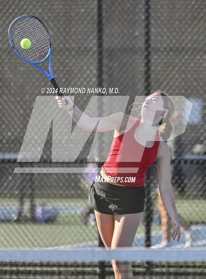 Thumbnail 1 in Mt. Vernon Invitational  photogallery.