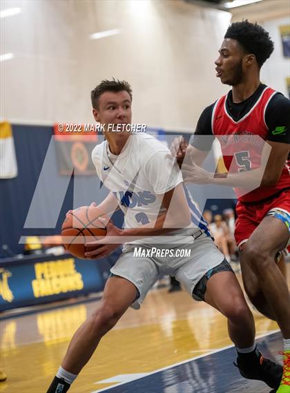 Thumbnail 1 in Phelps vs Lawrenceville School (Peddie School Invitational Tournament) photogallery.